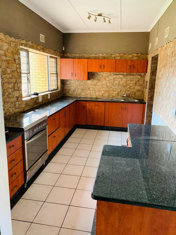 3 Bedroom Property for Sale in Birdswood KwaZulu-Natal