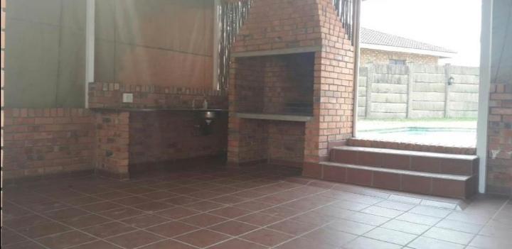 To Let 4 Bedroom Property for Rent in Birdswood KwaZulu-Natal