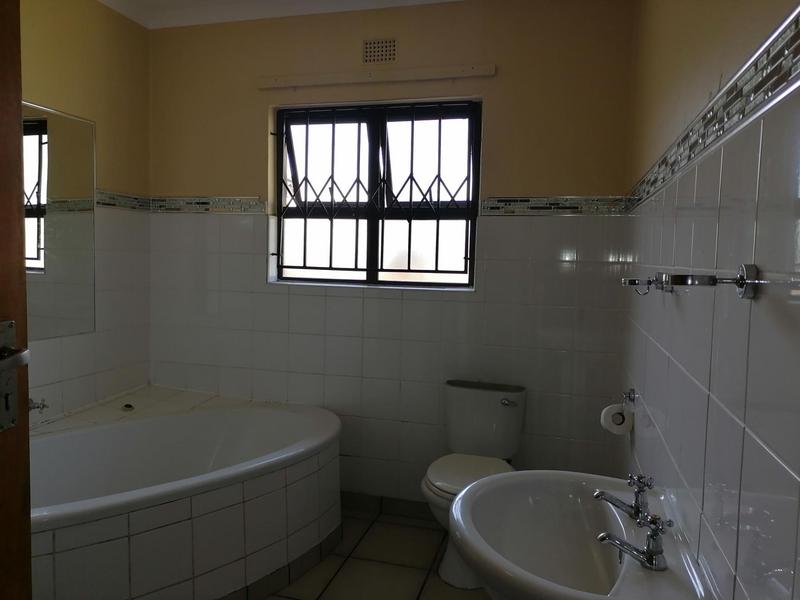 To Let 4 Bedroom Property for Rent in Birdswood KwaZulu-Natal