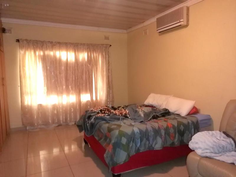 To Let 4 Bedroom Property for Rent in Brackenham KwaZulu-Natal