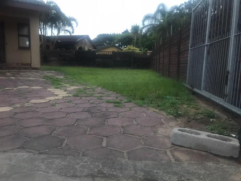 To Let 3 Bedroom Property for Rent in Brackenham KwaZulu-Natal