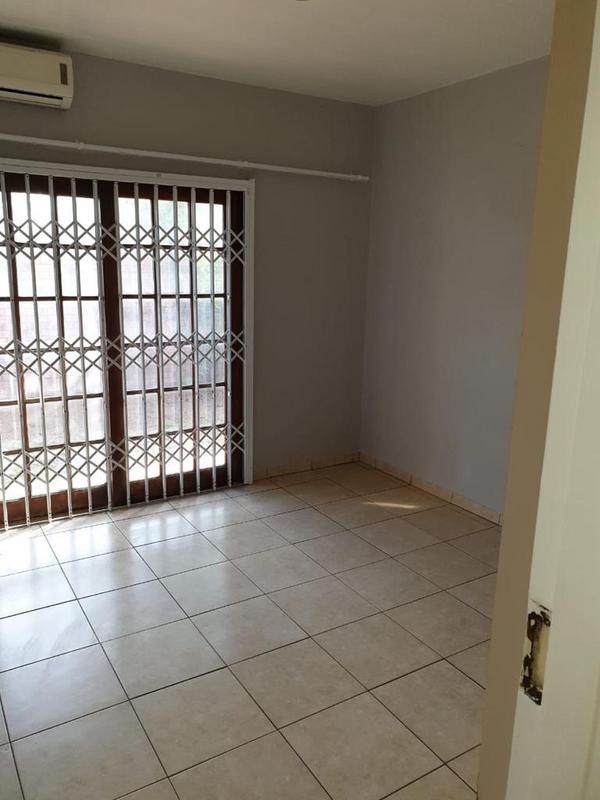To Let 1 Bedroom Property for Rent in Aquadene KwaZulu-Natal