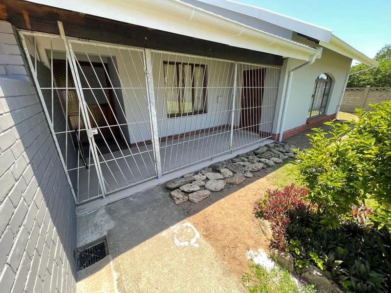 4 Bedroom Property for Sale in Veld En Vlei KwaZulu-Natal