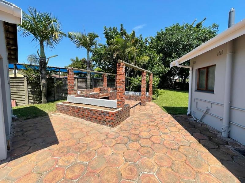 4 Bedroom Property for Sale in Veld En Vlei KwaZulu-Natal