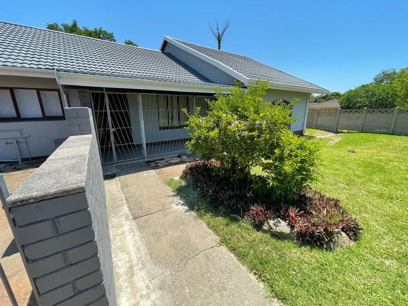 4 Bedroom Property for Sale in Veld En Vlei KwaZulu-Natal