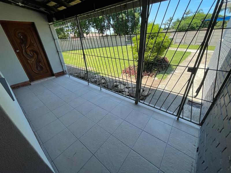 4 Bedroom Property for Sale in Veld En Vlei KwaZulu-Natal