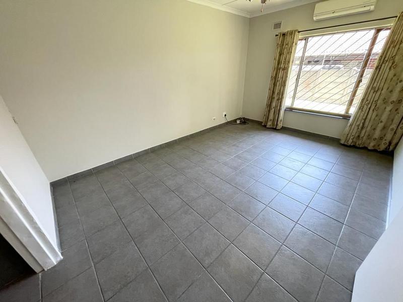 4 Bedroom Property for Sale in Veld En Vlei KwaZulu-Natal