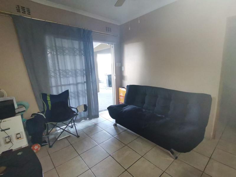 To Let 1 Bedroom Property for Rent in Wild en Weide KwaZulu-Natal