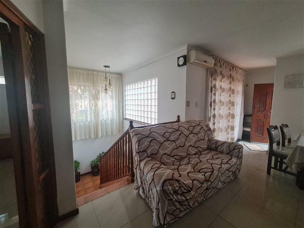 5 Bedroom Property for Sale in Overport KwaZulu-Natal