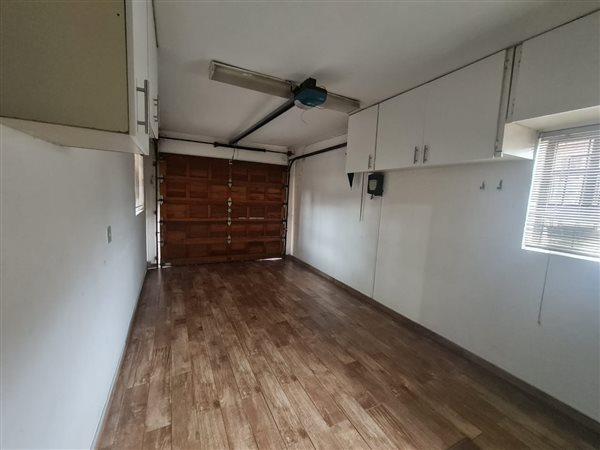 3 Bedroom Property for Sale in Overport KwaZulu-Natal