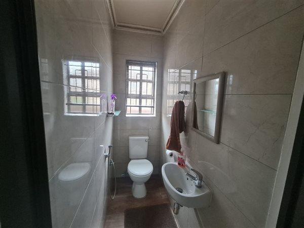 3 Bedroom Property for Sale in Overport KwaZulu-Natal
