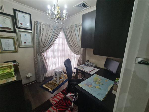 3 Bedroom Property for Sale in Overport KwaZulu-Natal