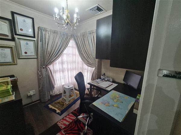 3 Bedroom Property for Sale in Overport KwaZulu-Natal