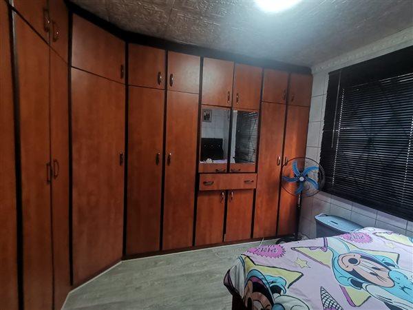 2 Bedroom Property for Sale in Greenbury KwaZulu-Natal