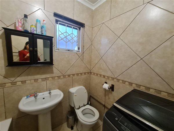 3 Bedroom Property for Sale in Grove End KwaZulu-Natal