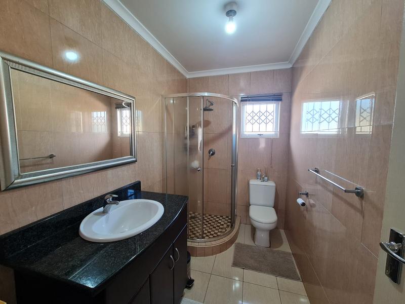 3 Bedroom Property for Sale in Grove End KwaZulu-Natal