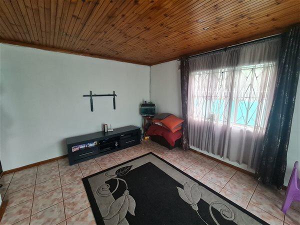 3 Bedroom Property for Sale in Trenance Manor KwaZulu-Natal