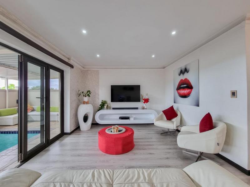 5 Bedroom Property for Sale in Woodview KwaZulu-Natal