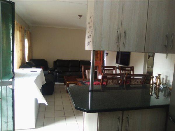 1 Bedroom Property for Sale in Arboretum KwaZulu-Natal