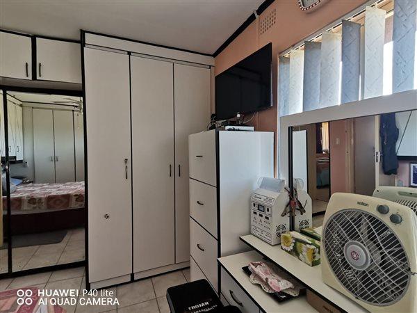 3 Bedroom Property for Sale in Brackenham KwaZulu-Natal