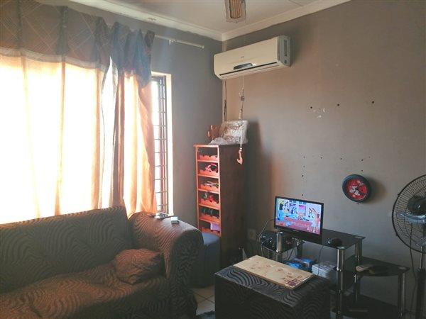 2 Bedroom Property for Sale in Brackenham KwaZulu-Natal