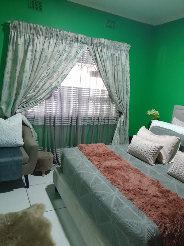 4 Bedroom Property for Sale in Esikhawini KwaZulu-Natal
