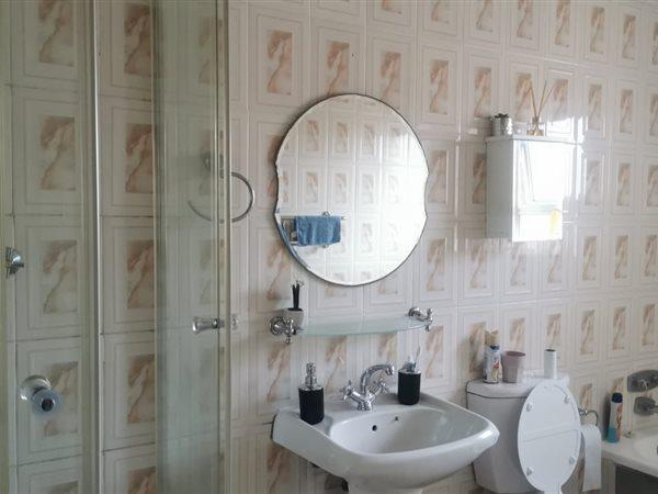 2 Bedroom Property for Sale in Meer En See KwaZulu-Natal