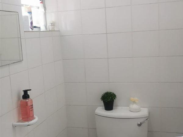 2 Bedroom Property for Sale in Meer En See KwaZulu-Natal