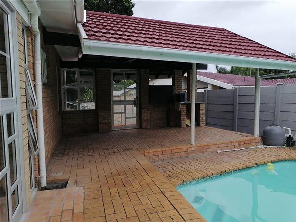 4 Bedroom Property for Sale in Meer En See KwaZulu-Natal