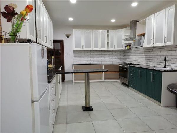 4 Bedroom Property for Sale in Meer En See KwaZulu-Natal