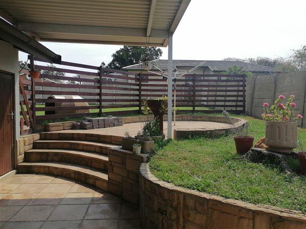 4 Bedroom Property for Sale in Veld En Vlei KwaZulu-Natal