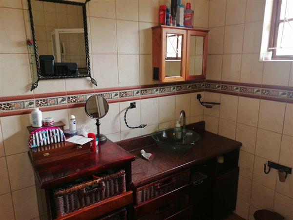 4 Bedroom Property for Sale in Veld En Vlei KwaZulu-Natal