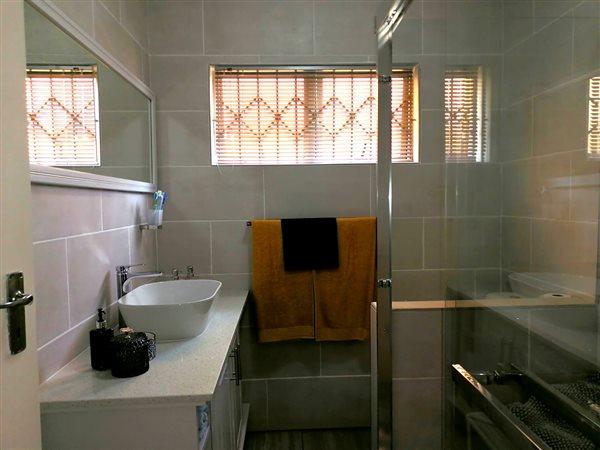 2 Bedroom Property for Sale in Veld En Vlei KwaZulu-Natal