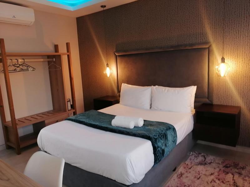 9 Bedroom Property for Sale in Veld En Vlei KwaZulu-Natal