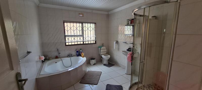 4 Bedroom Property for Sale in Dundee KwaZulu-Natal