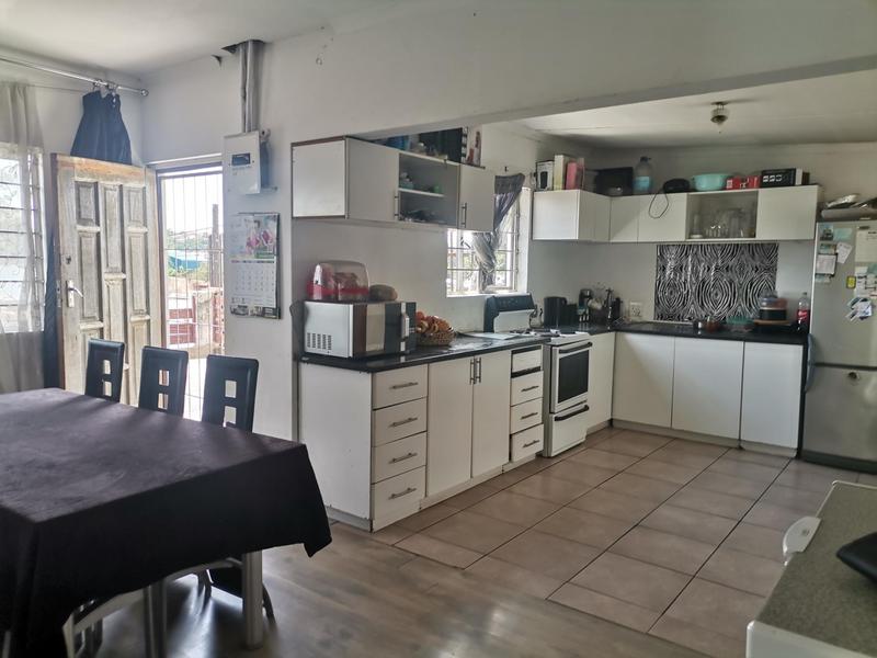 5 Bedroom Property for Sale in Clairwood KwaZulu-Natal