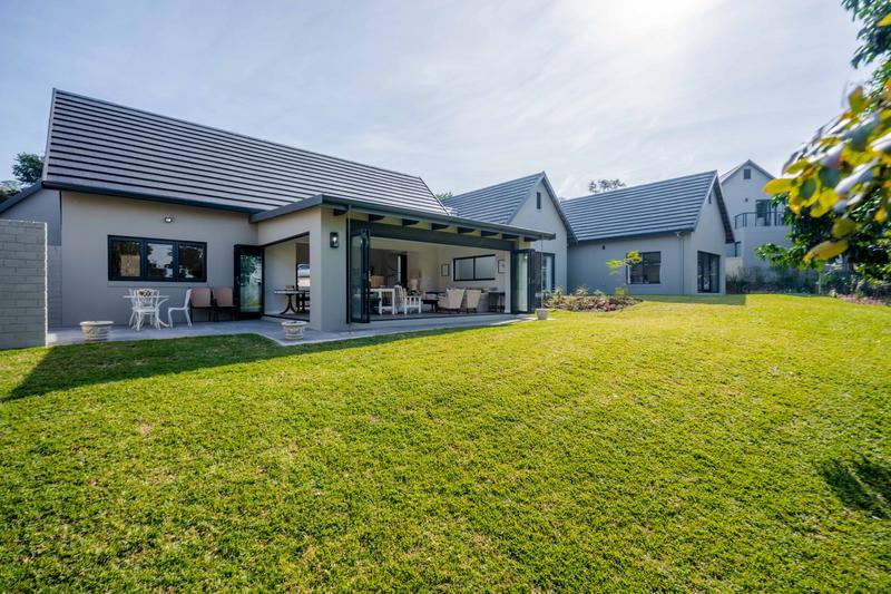To Let 4 Bedroom Property for Rent in Cotswold Downs Golf and Country Estate KwaZulu-Natal