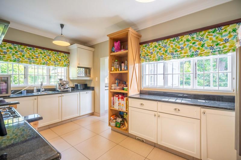 4 Bedroom Property for Sale in Kloof KwaZulu-Natal