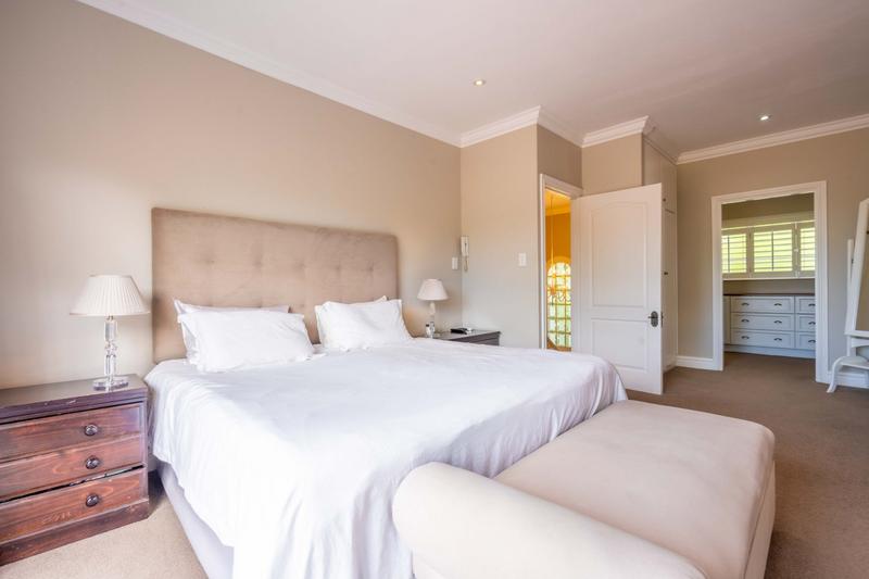 4 Bedroom Property for Sale in Kloof KwaZulu-Natal