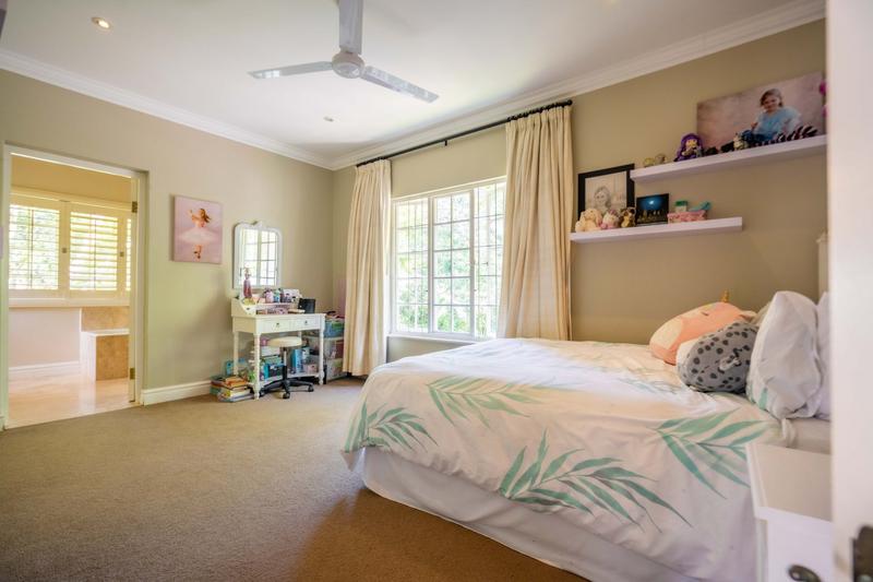 4 Bedroom Property for Sale in Kloof KwaZulu-Natal