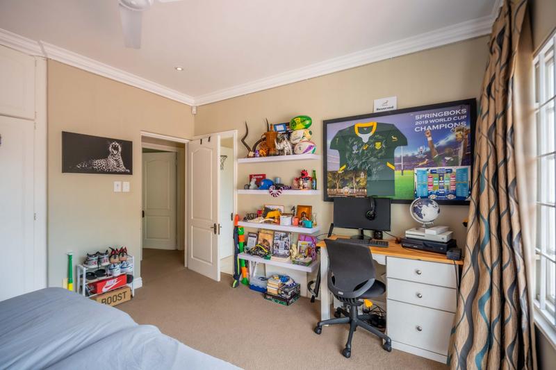 4 Bedroom Property for Sale in Kloof KwaZulu-Natal