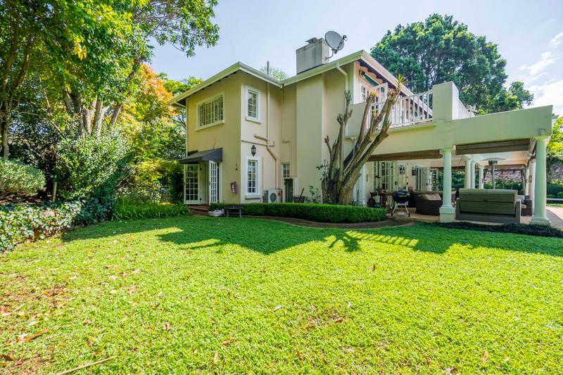 4 Bedroom Property for Sale in Kloof KwaZulu-Natal