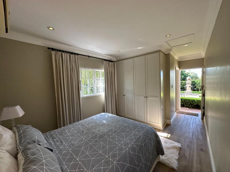 4 Bedroom Property for Sale in Kloof KwaZulu-Natal