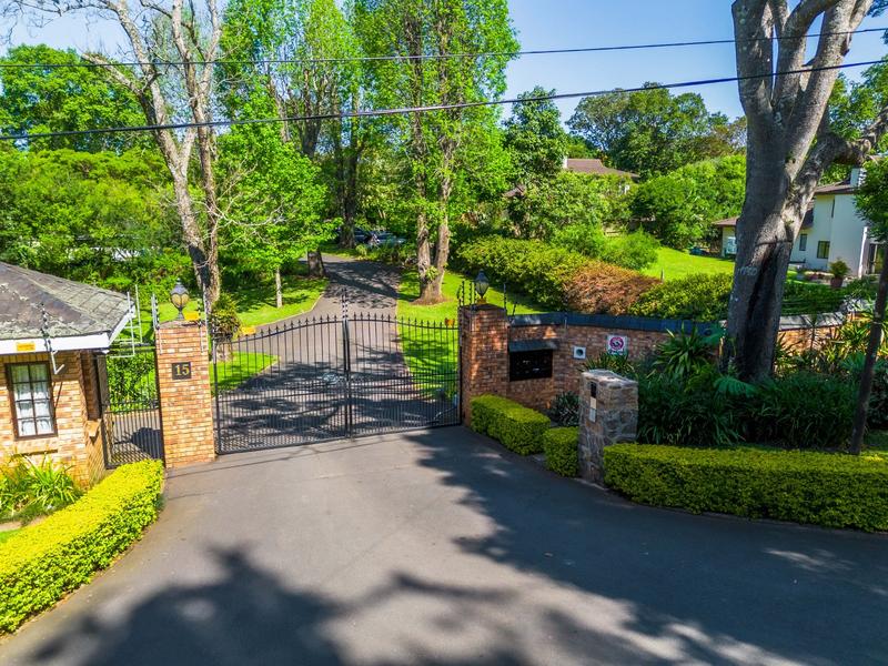 4 Bedroom Property for Sale in Kloof KwaZulu-Natal