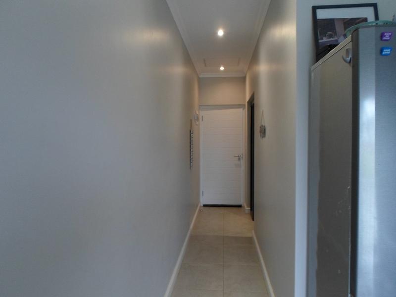 1 Bedroom Property for Sale in Emberton Estate KwaZulu-Natal