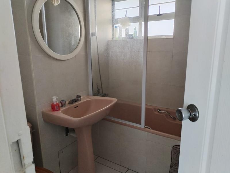 To Let 2 Bedroom Property for Rent in Amanzimtoti KwaZulu-Natal