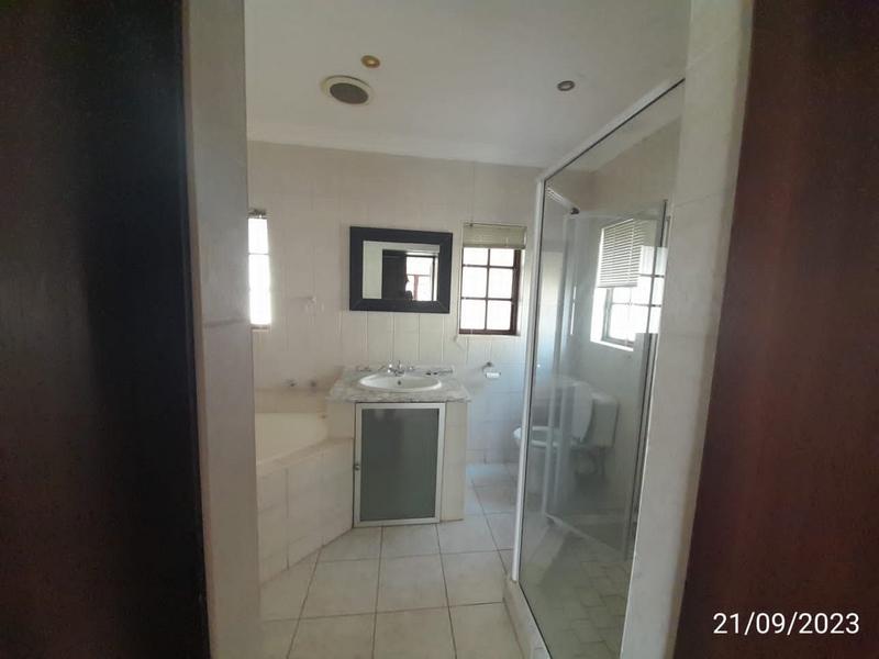 To Let 3 Bedroom Property for Rent in La Lucia KwaZulu-Natal