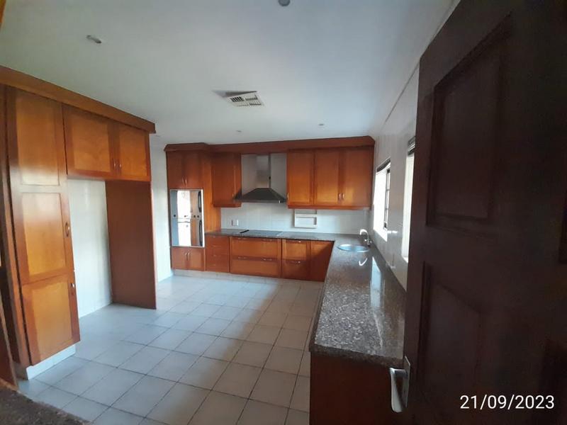 To Let 3 Bedroom Property for Rent in La Lucia KwaZulu-Natal