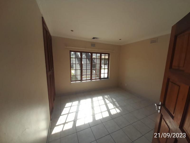 To Let 3 Bedroom Property for Rent in La Lucia KwaZulu-Natal