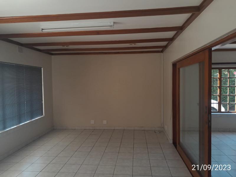 To Let 3 Bedroom Property for Rent in La Lucia KwaZulu-Natal